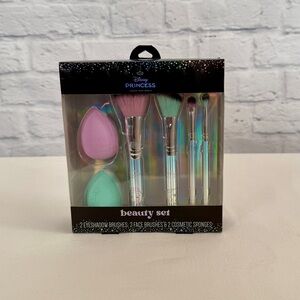New Disney Princess Makeup Brush and Blending Sponge Beauty Set 6pc